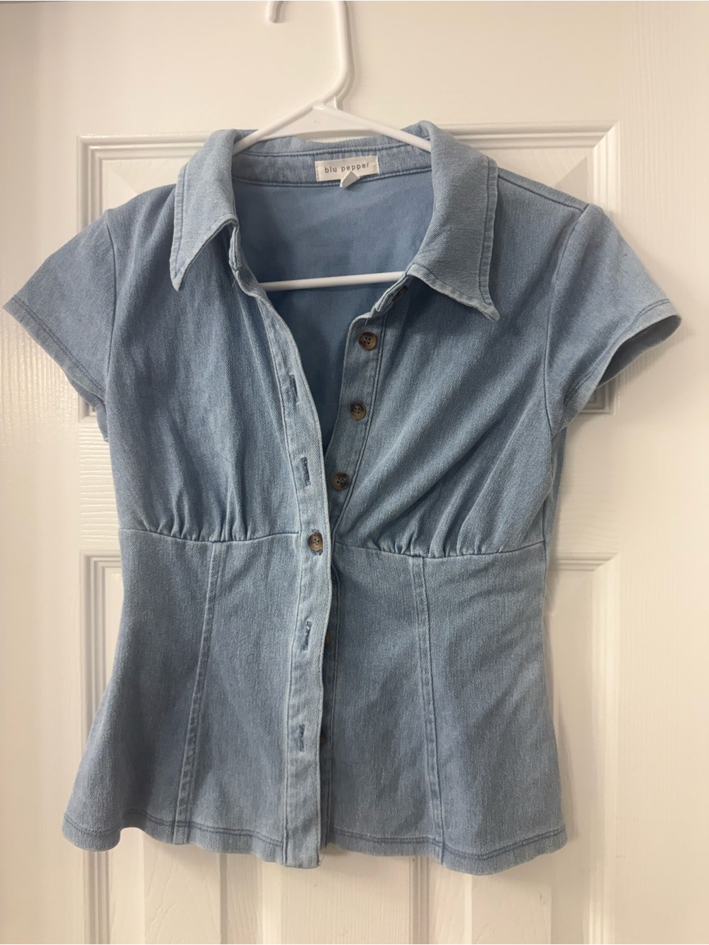 Blu Pepper Light Blue Denim Button-Front Short Sleeve Blouse